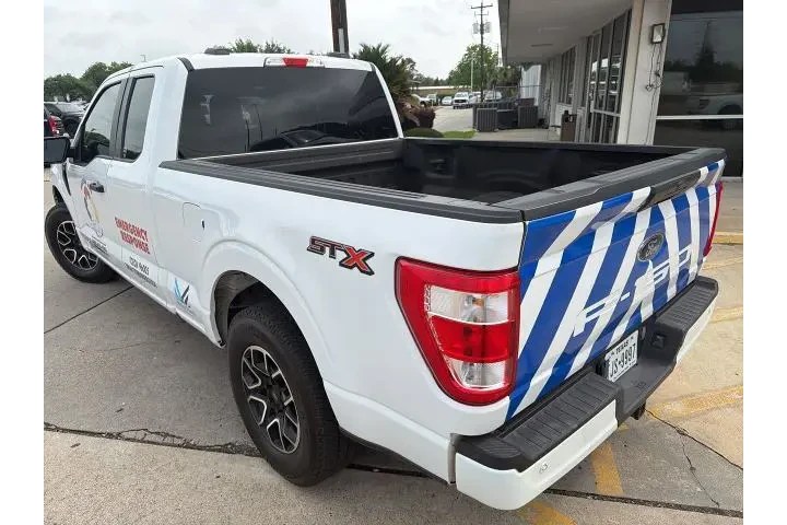 $26721 : Ford F-150 2023 4x2 XL 4dr S image 9