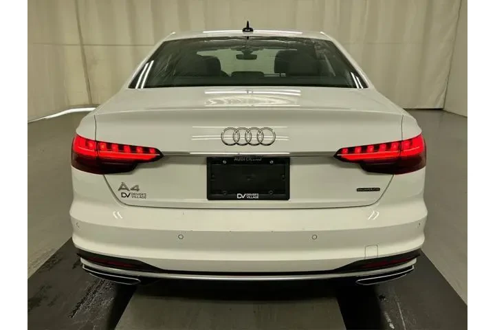 $30890 : Audi A4 2024 AWD quattro S l image 9