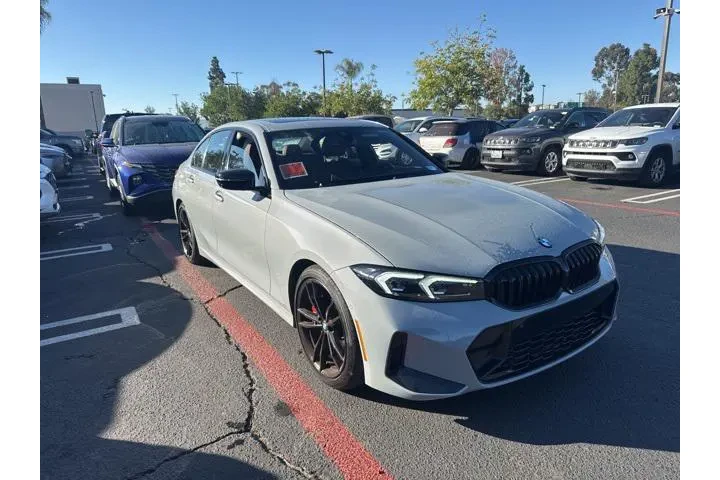 $35900 : BMW 3 Series 2024 330i 4dr S image 4