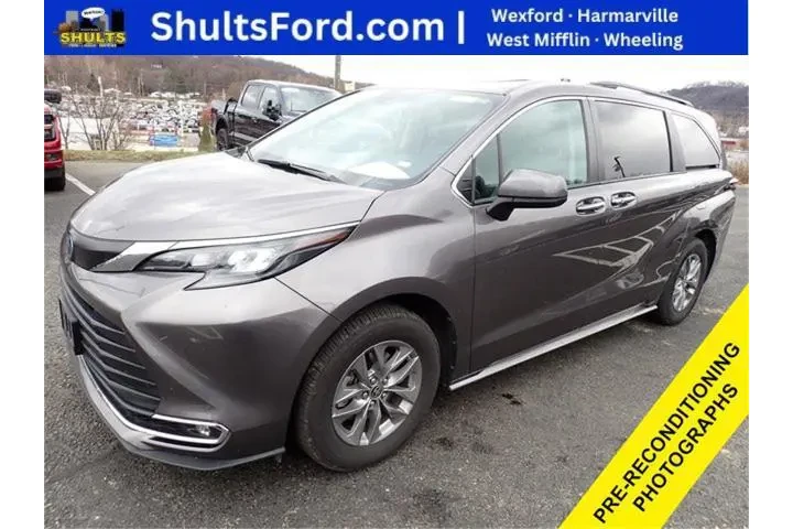 $38887 : Toyota Sienna 2024 XLE 8-Pas image 1