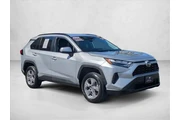 $30999 : Toyota RAV4 2024 AWD XLE 4dr thumbnail