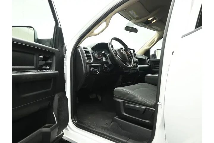$37673 : Ram 2500 2020 4x4 Tradesman image 9