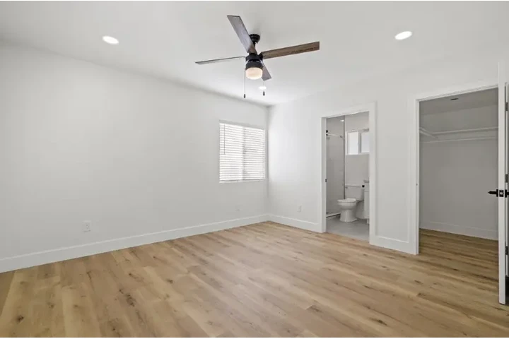 $2380 : 3Bedroom 3bath in Korean LA image 2