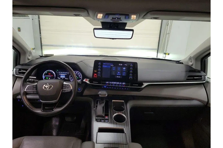 $39998 : Toyota Sienna 2021 Limited 7 image 9