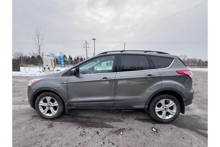 $10395 : Ford Escape 2014 AWD SE 4dr image 8
