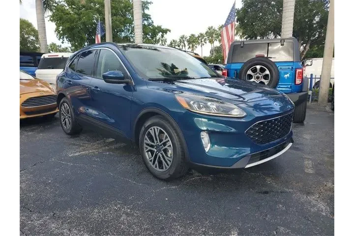 $10990 : Ford Escape 2020 SEL 4dr SUV image 2