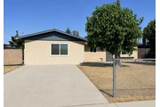 beautifully updated bathroom en Bakersfield