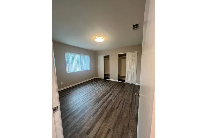 $2995 : Modern 3BD 2BT available image 10
