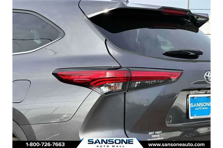 $33959 : Toyota Highlander 2022 AWD X image 8