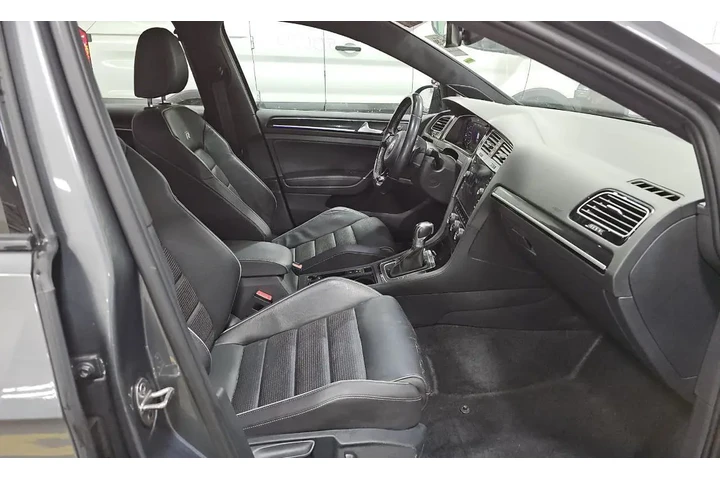 $38490 : Volkswagen Golf R 2022 AWD 4 image 10