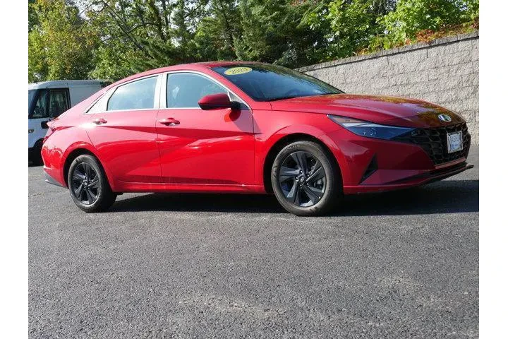 $20995 : Hyundai ELANTRA 2023 SEL 4dr image 9