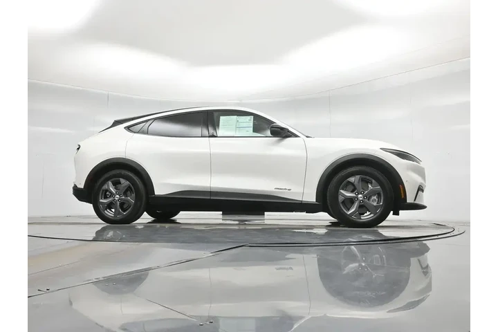 $28395 : Ford Mustang Mach-E 2023 Sel image 4