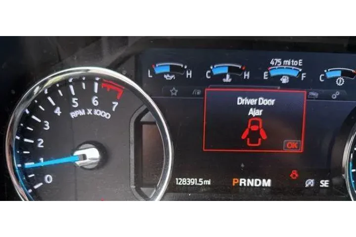 $25000 : Ford Expedition 2021 4x2 XLT image 2