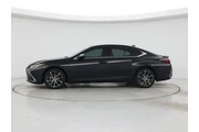 $36998 : Lexus ES 300h 2024 4dr Sedan thumbnail