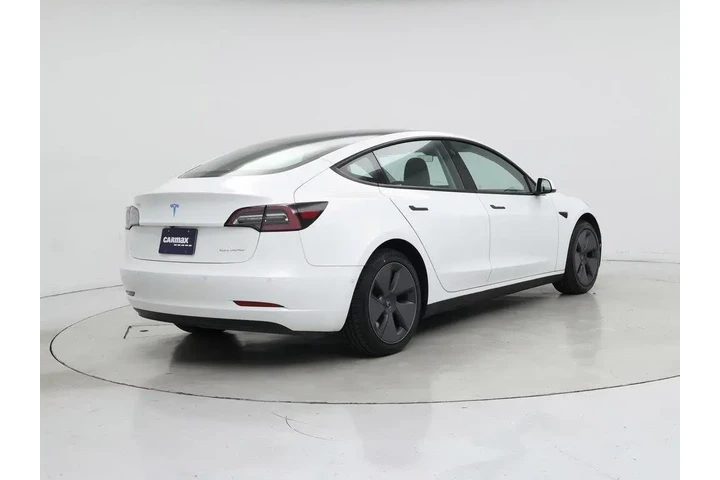 $29998 : Tesla Model 3 2022 AWD Long image 8