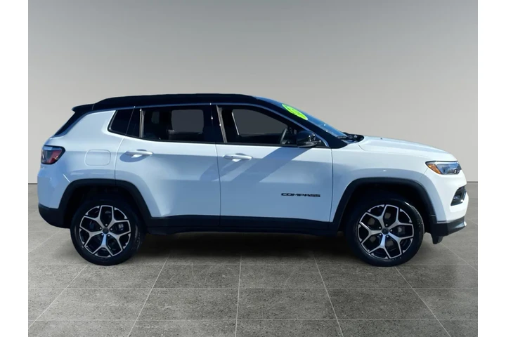 $31189 : Jeep Compass 2025 4x4 Limite image 6