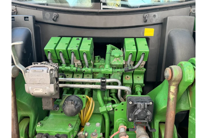 $100000 : Tractor John Deere 6155 R image 6