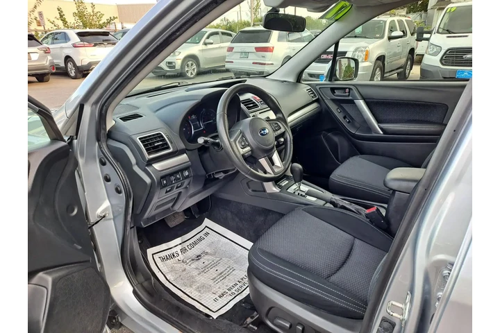 $8900 : 2017 SUBARU FORESTER 2.5I PRE image 9