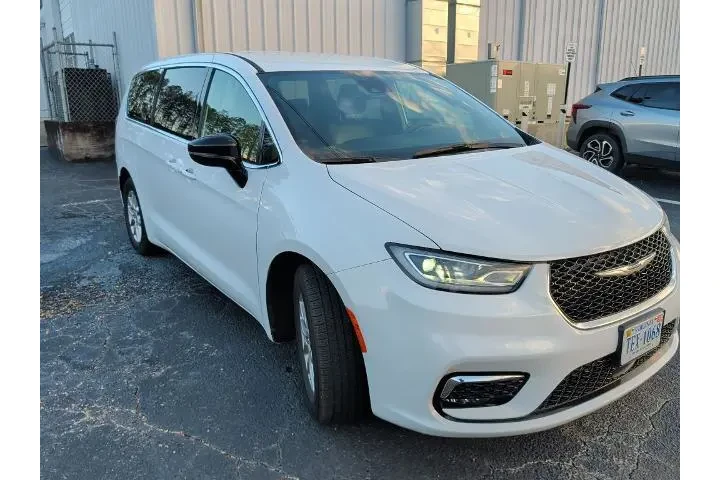 $27453 : Chrysler Pacifica 2025 Selec image 2