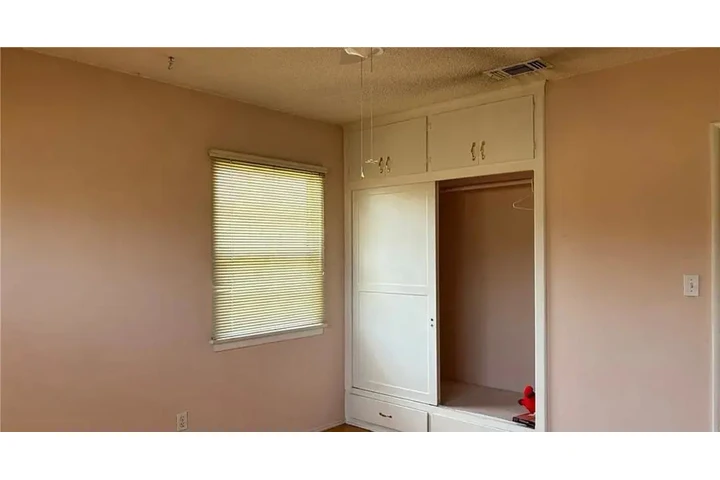$2500 : Convenience at it's peak.... image 6