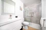 $1400 : Santa Ana - Home Available thumbnail