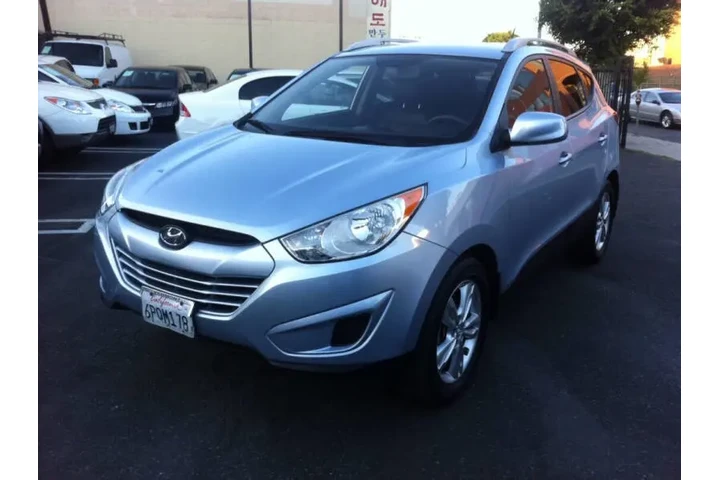 $5999 : 2011 Tucson GLS image 2