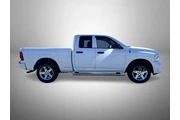 $18495 : Ram 1500 2018 4x4 Express 4d thumbnail