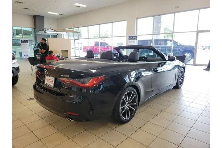$39223 : BMW 4 Series 2024 430i 2dr C image 2