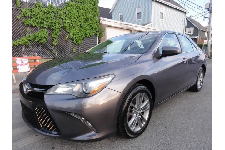 $12950 : 2016 Camry SE image 7