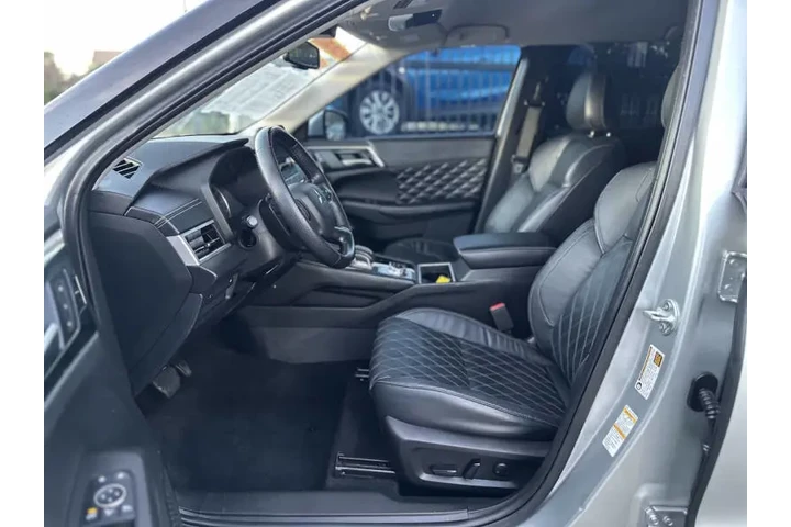 $20995 : 2022 Outlander SEL Special Ed image 10