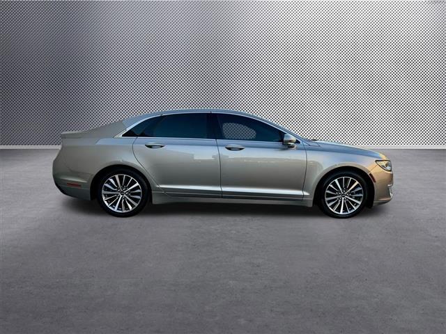 $19987 : 2018 MKZ Select image 8