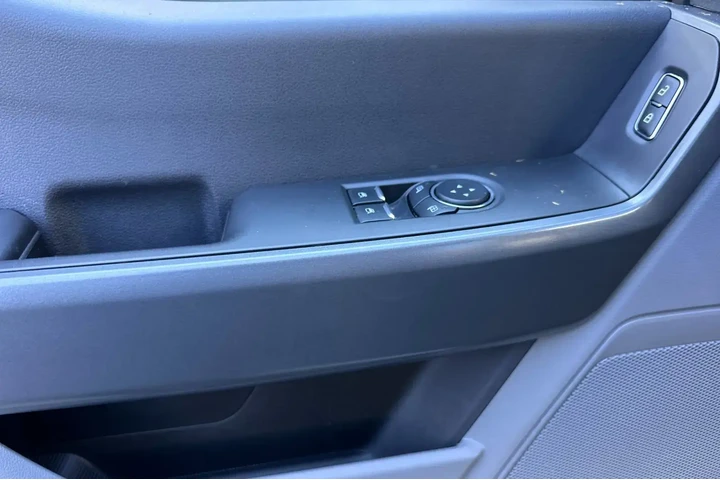 Ford F-350 Super Duty 2024 4 image 10