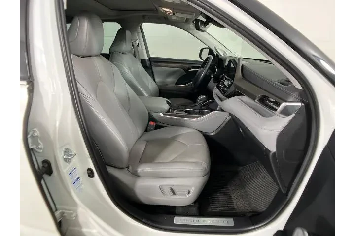 $35900 : Toyota Highlander Hybrid 202 image 5