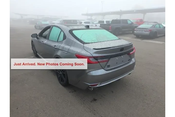 $39900 : Toyota Camry 2026 AWD SE 4dr image 4