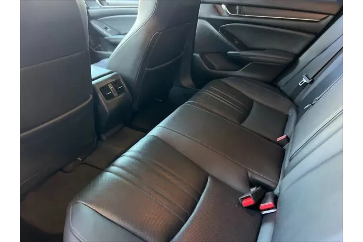 $17499 : Honda Accord Hybrid 2019 Tou image 5