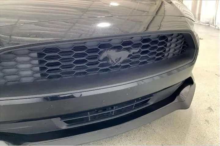 $16811 : Ford Mustang 2018 EcoBoost 2 image 7