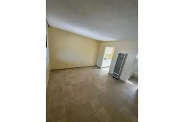 MAYWOOD APTO. SINGLE EN RENTA en Los Angeles