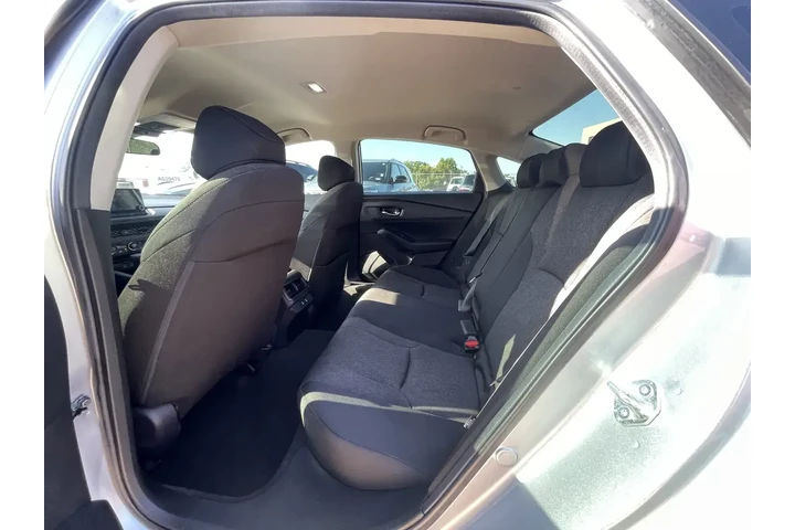 $25359 : Honda Accord 2025 LX 4dr Sed image 5