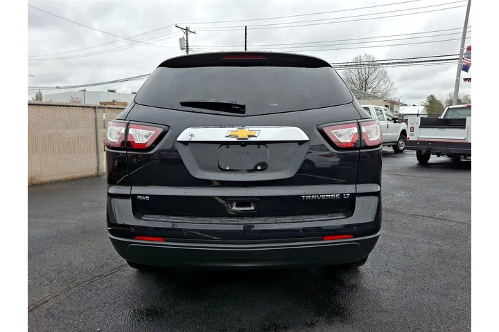 $10600 : 2015 Traverse 1LT AWD image 5