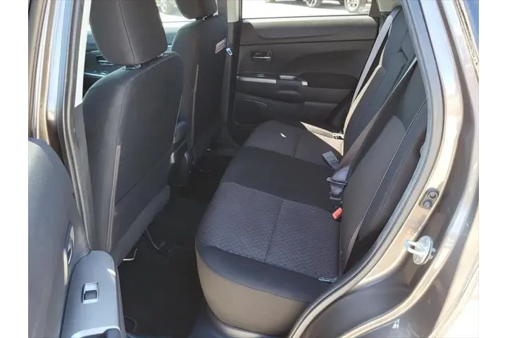 $12994 : Mitsubishi Outlander Sport 2 image 10