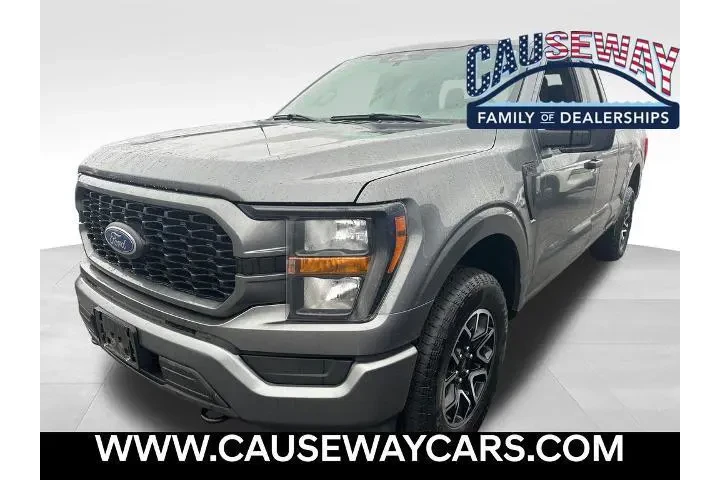 $34471 : Ford F-150 2023 4x4 XL 4dr S image 1