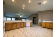 $1000 : Completely Updated Kitchen thumbnail