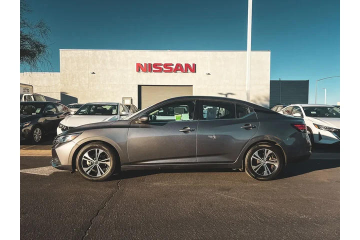 $17836 : Nissan Sentra 2021 SV 4dr Se image 2