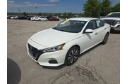 $18199 : Nissan Altima 2022 AWD 2.5 S thumbnail