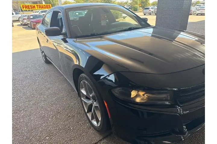 $16868 : Dodge Charger 2020 SXT 4dr S image 4