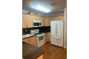 $1690 : Available 3 Bed & 2 Bath thumbnail