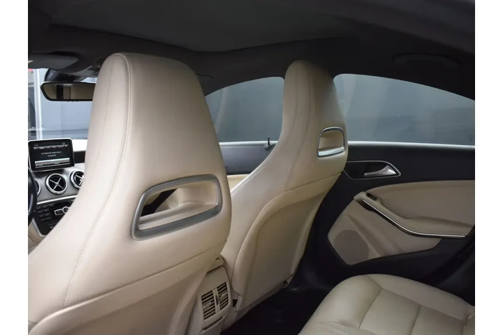 $9952 : Mercedes-Benz CLA 2014 AWD C image 9