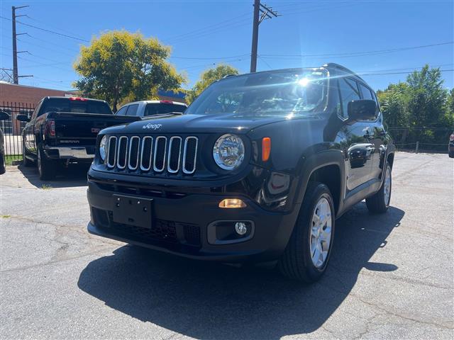 $16588 : 2018 Renegade Latitude, ONE O image 3