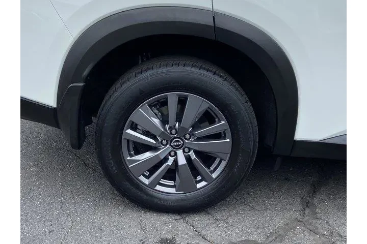 $26487 : Nissan Pathfinder 2024 AWD S image 10