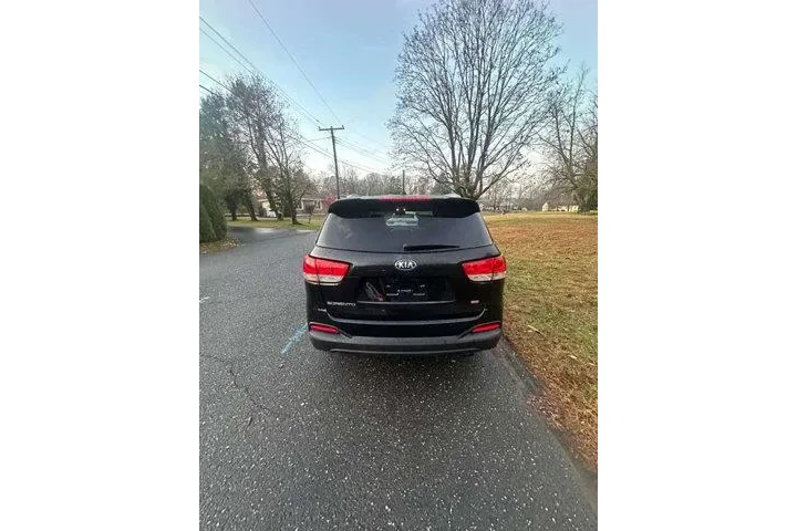 $8495 : Kia Sorento 2016 AWD LX 4dr image 8